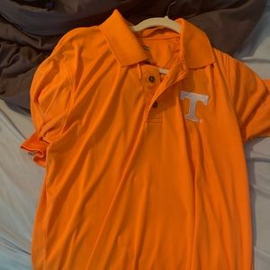 Tennessee T shirt and polos size M.